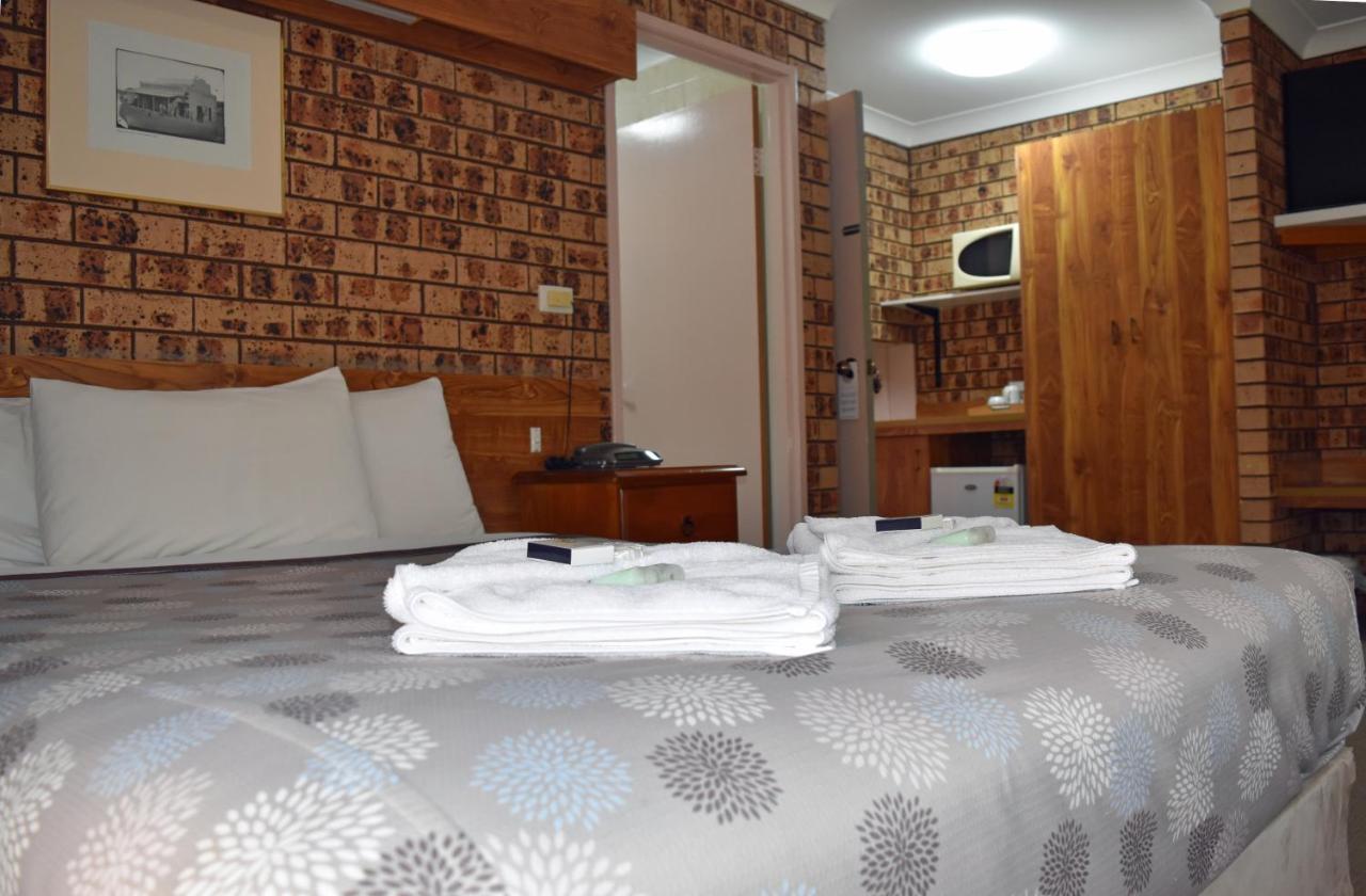 جولغونغ Ten Dollar Town Motel المظهر الخارجي الصورة